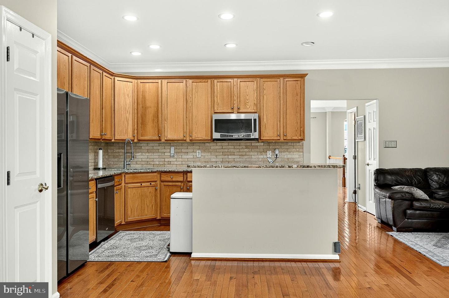 7332 Hampton Manor Pl Property Photo 12