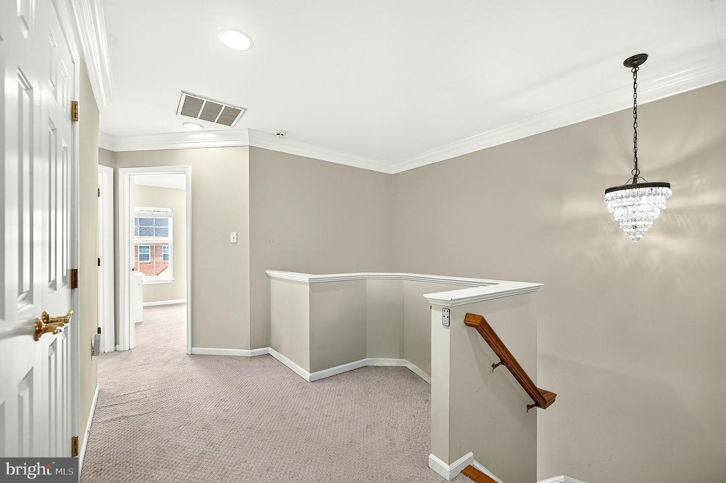 7332 Hampton Manor Pl Property Photo 24