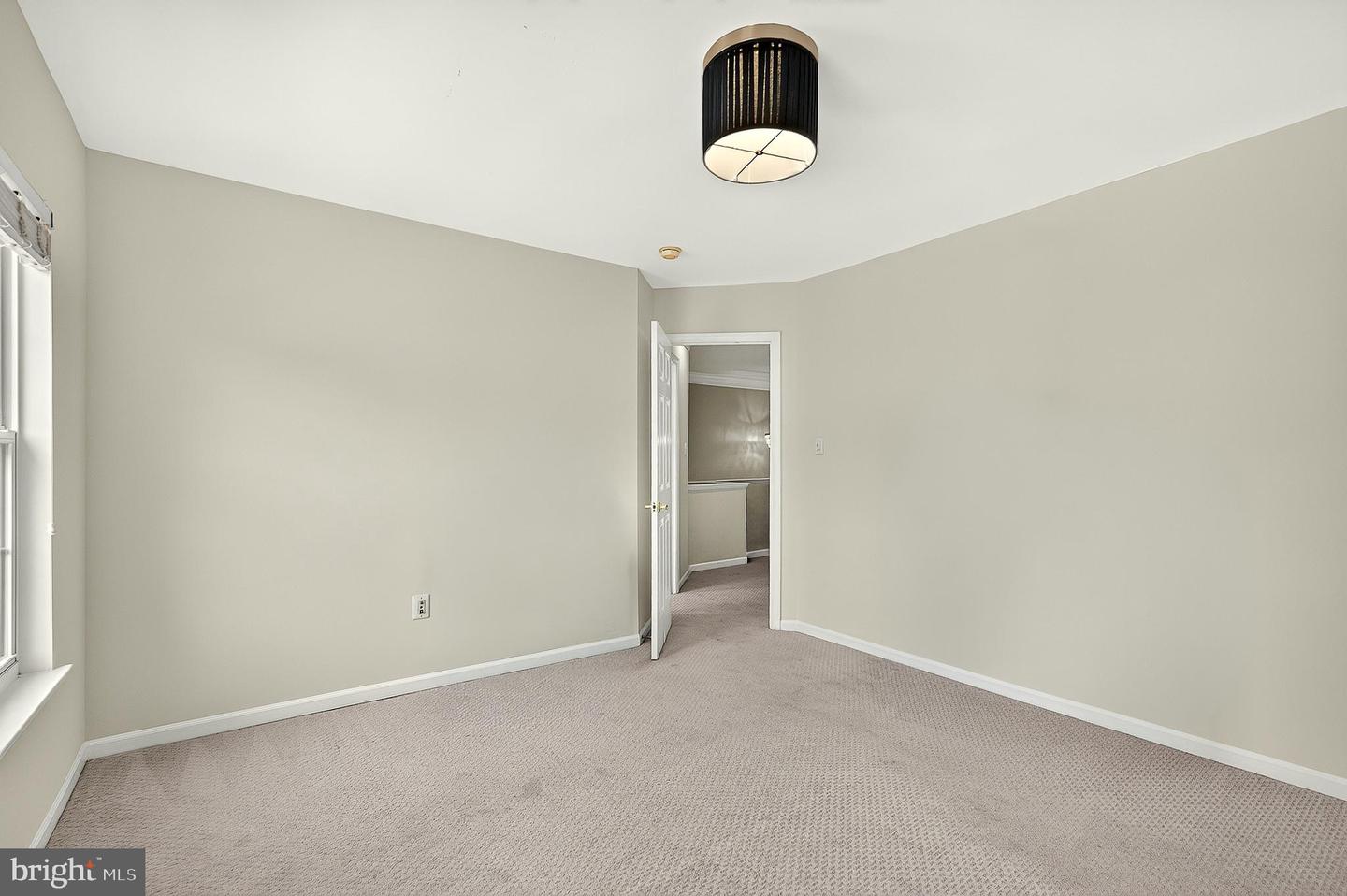 7332 Hampton Manor Pl Property Photo 26