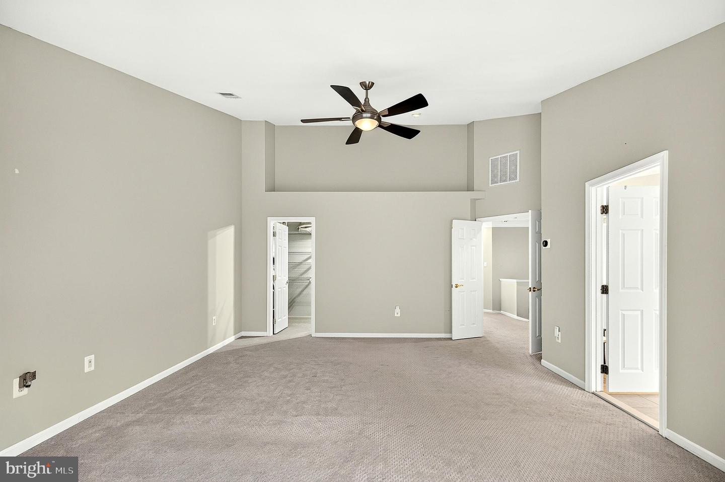 7332 Hampton Manor Pl Property Photo 30