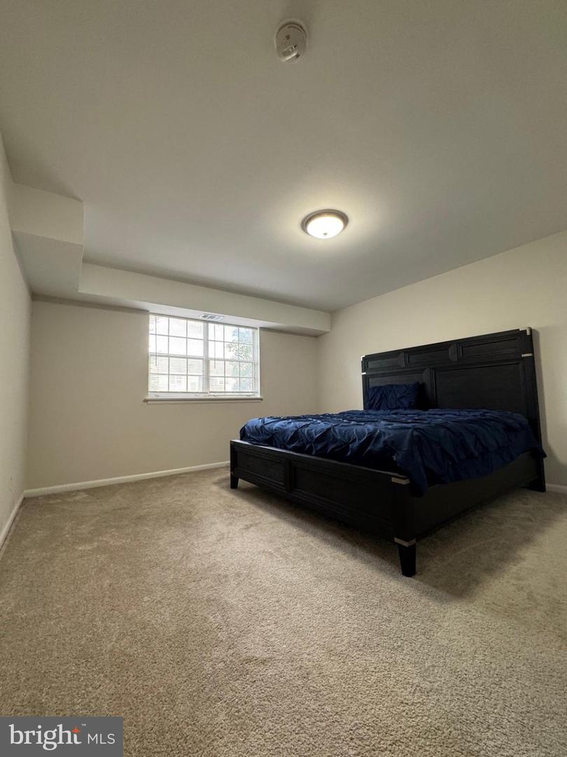 7093 Spring Garden Dr #101 Property Photo 4