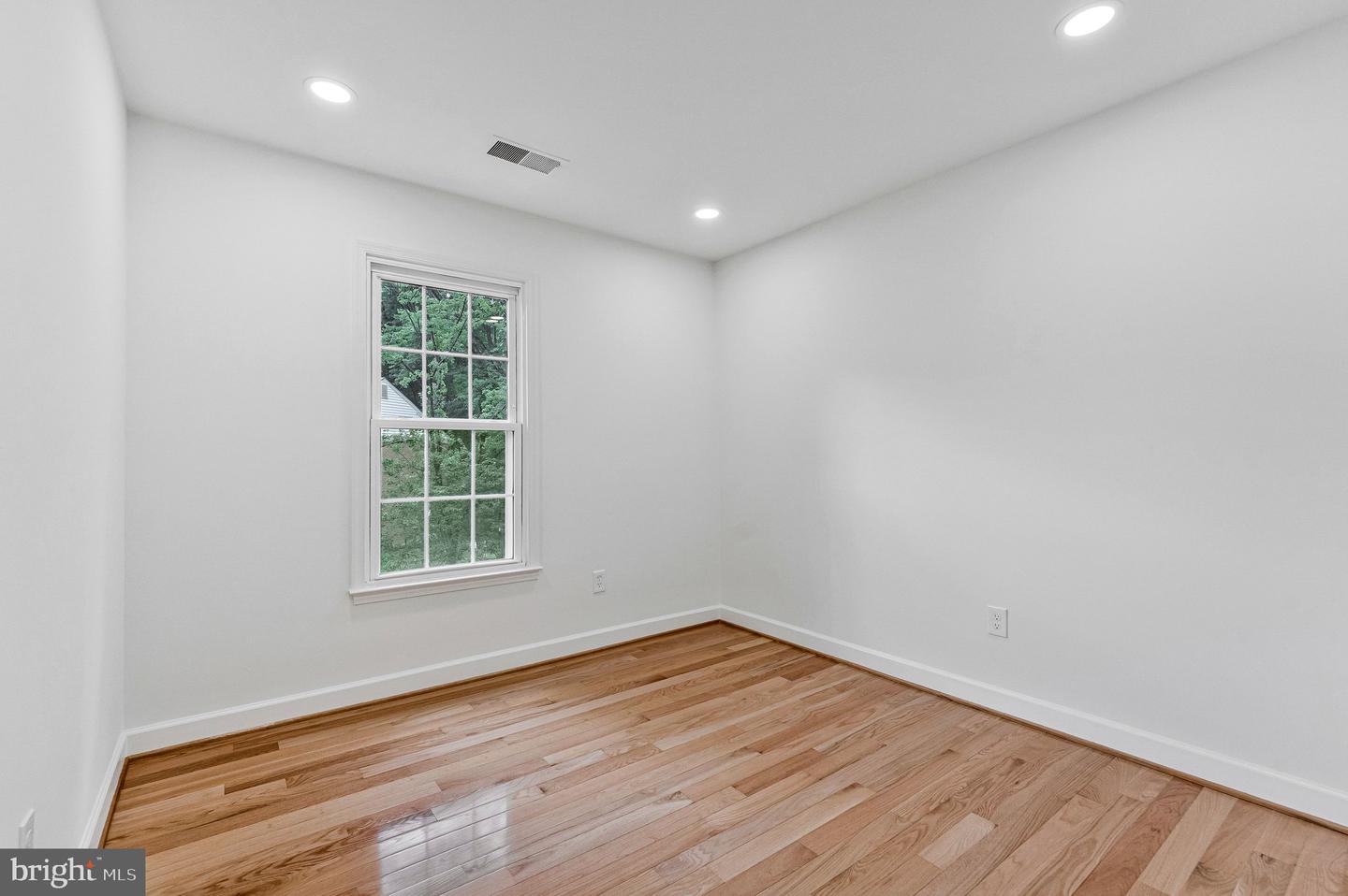 2334 Harleyford Ct Property Photo 16