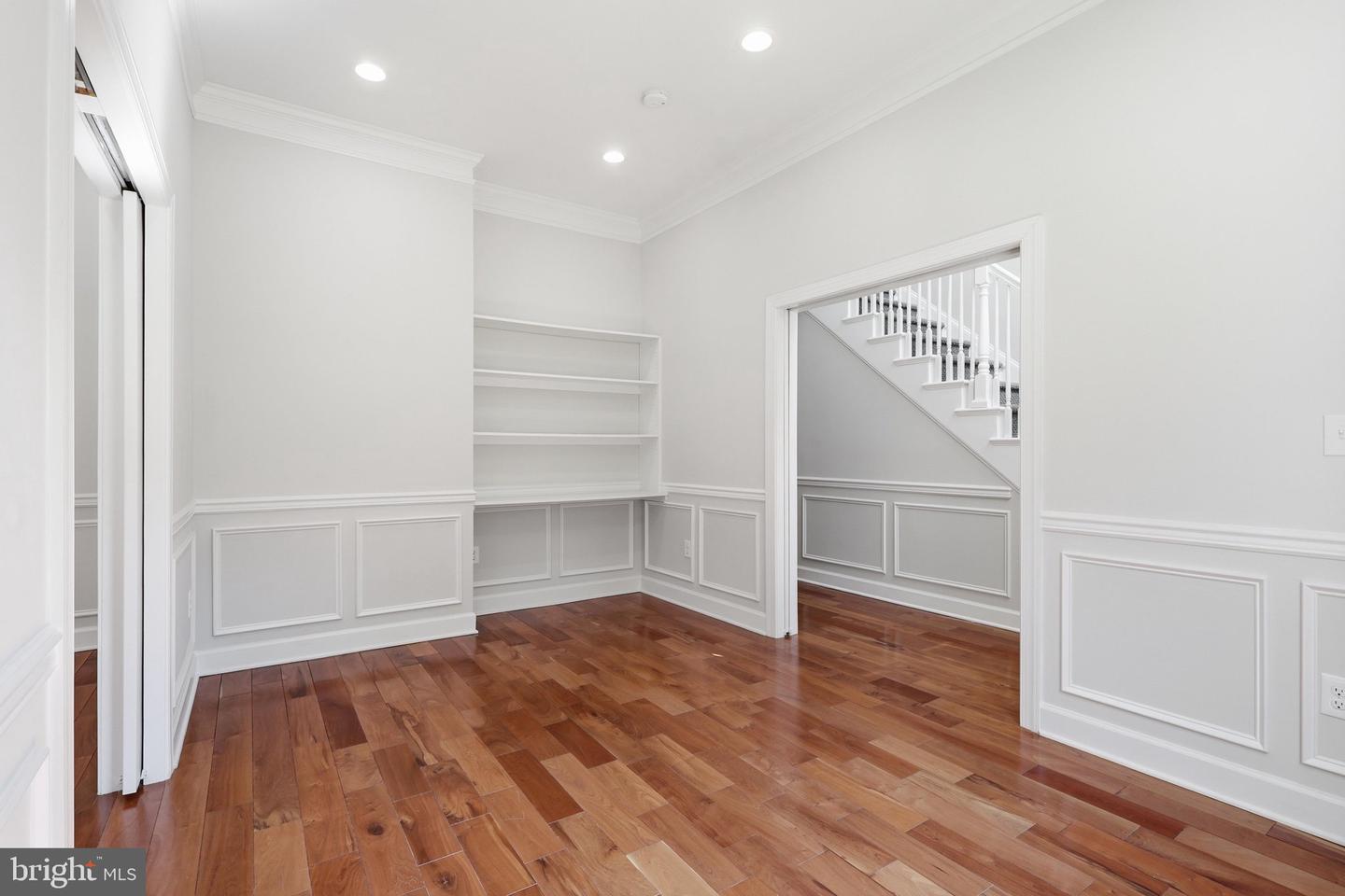 12304 Popes Head Rd Property Photo 6
