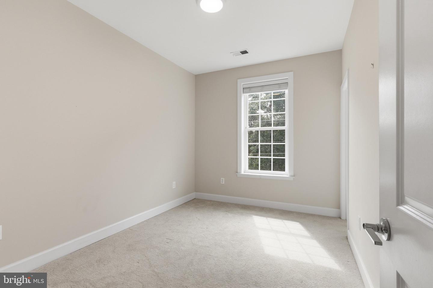 12304 Popes Head Rd Property Photo 23
