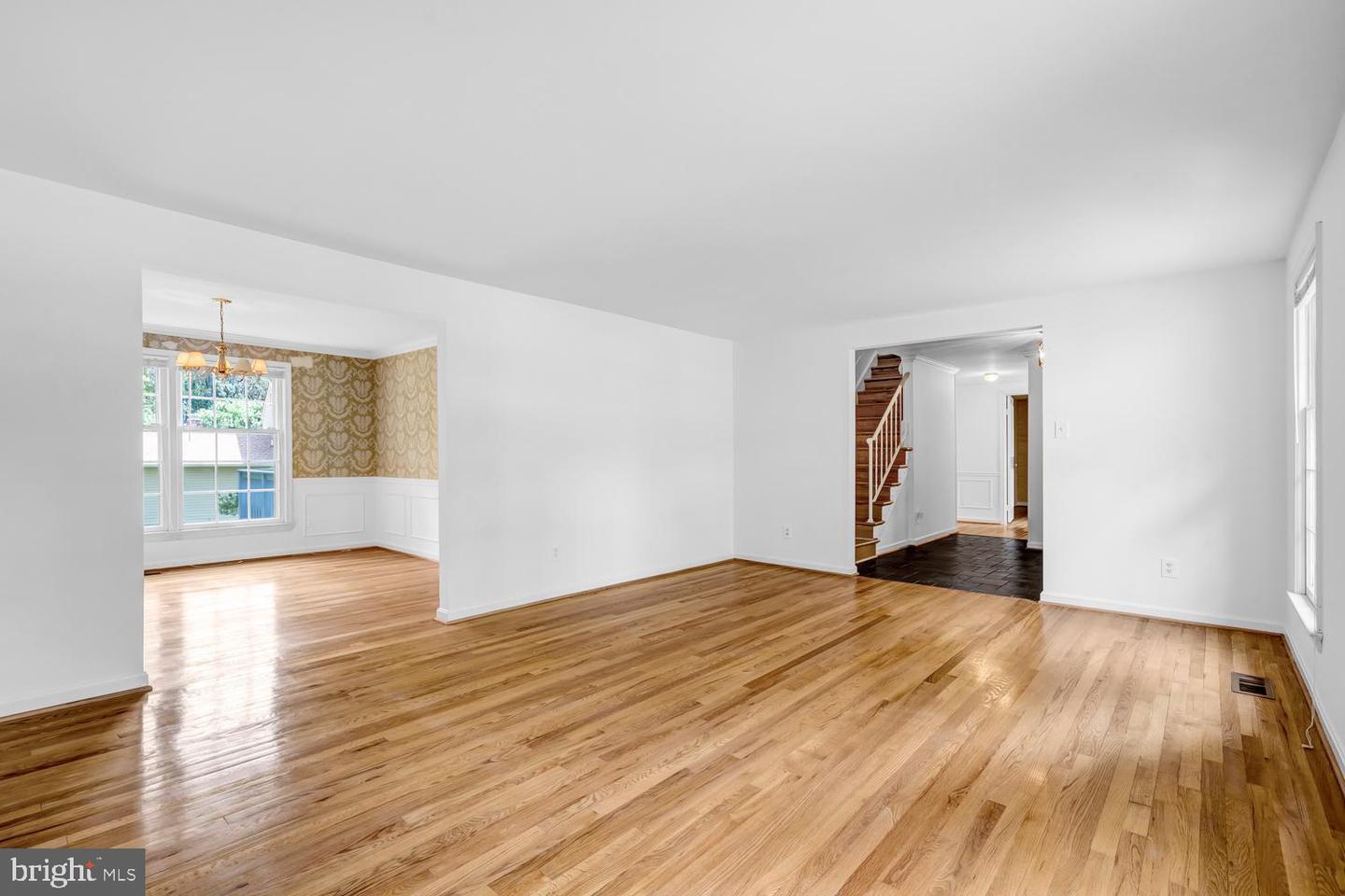 4200 Pickering Pl Property Photo 6