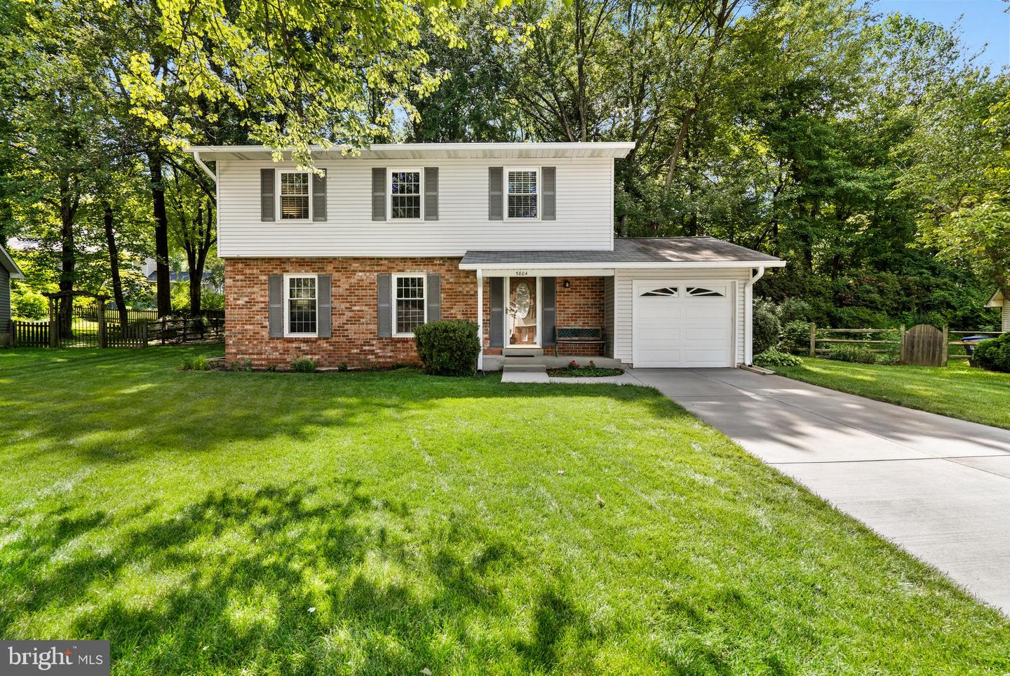 5804 Oak Moss Ter Property Photo 1