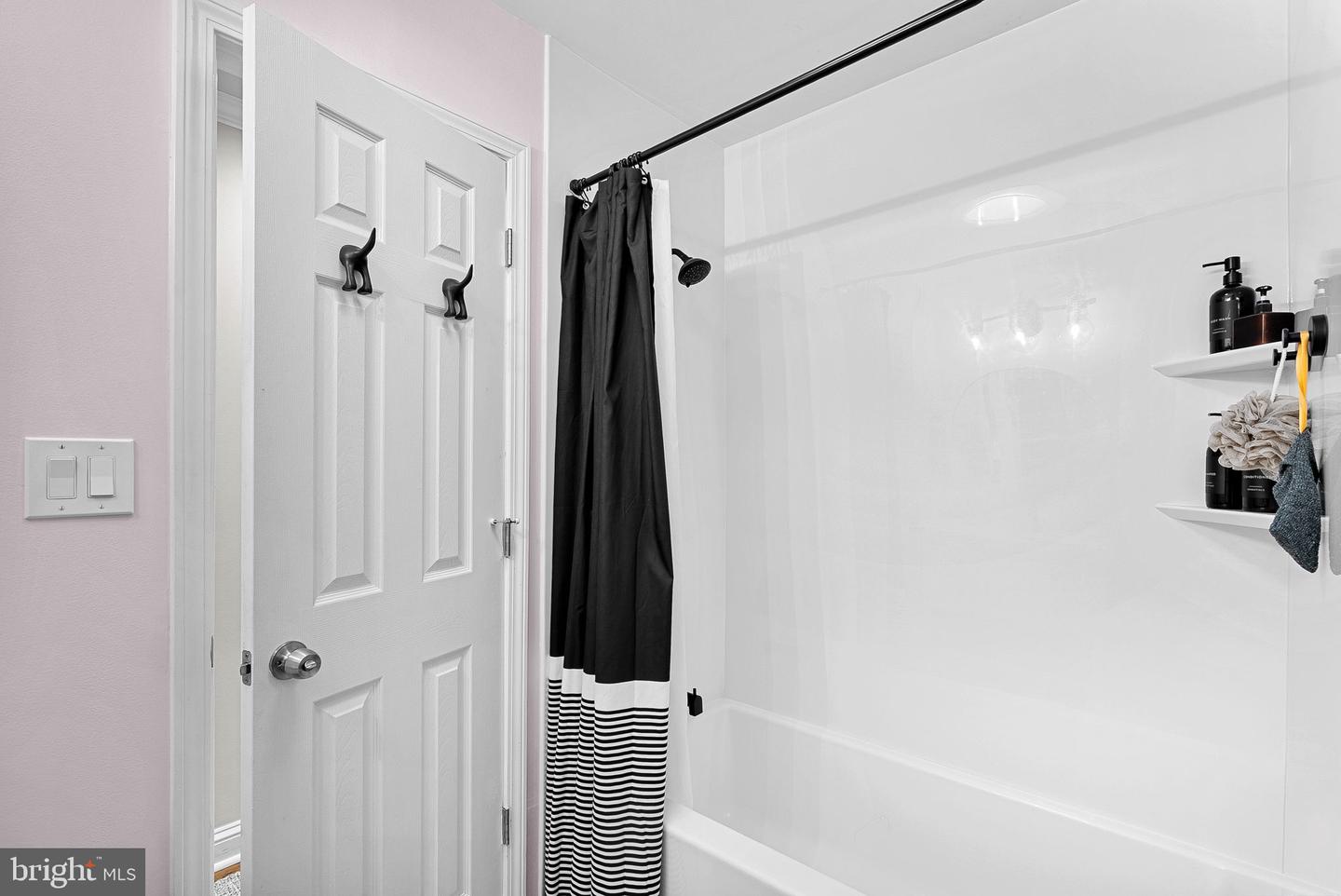 1604 Apricot Ct Property Photo 38