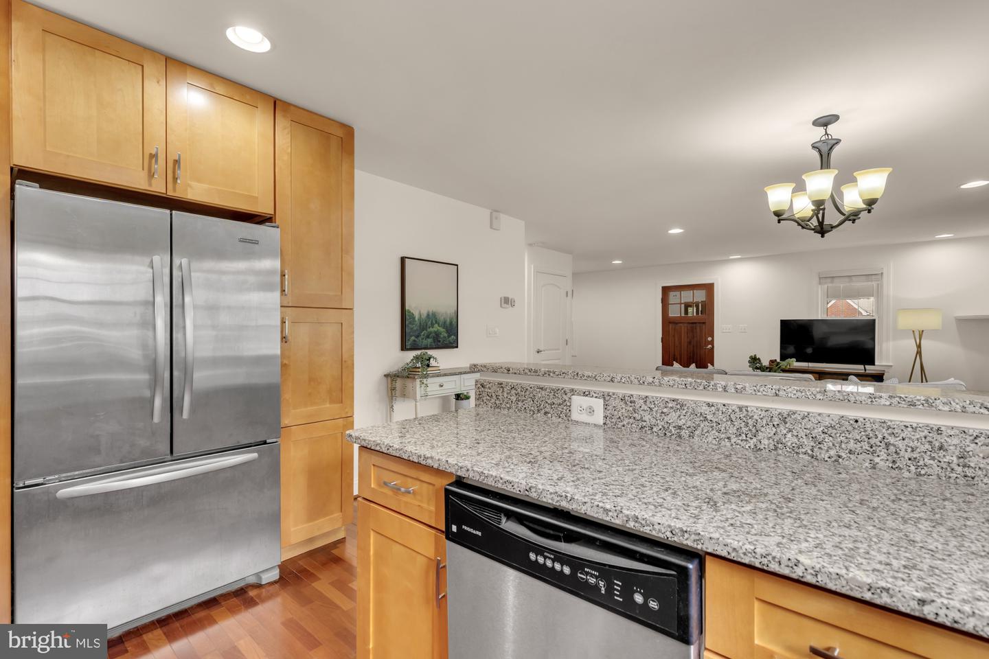 8604 Woodlawn Ct Property Photo 18