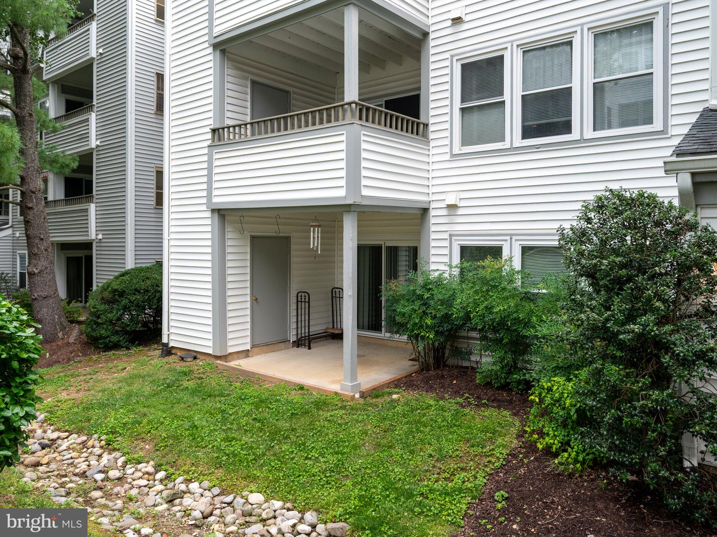 7711 Lafayette Forest Dr #02 Property Photo 21