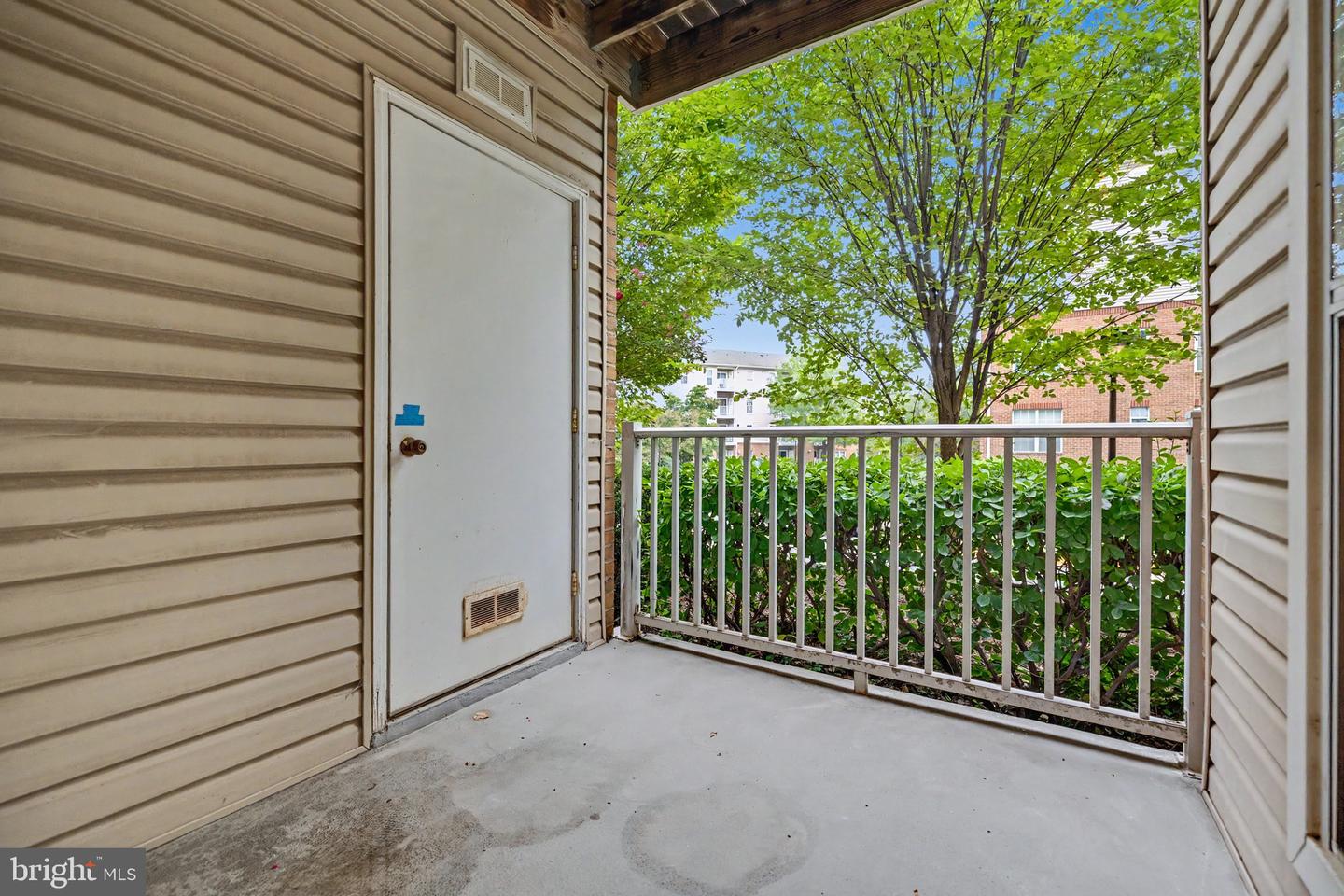 6990 Falls Reach Dr #113 Property Photo 41
