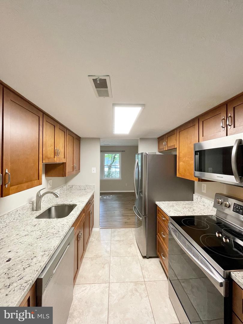 1602 Harvest Green Ct Property Photo 10