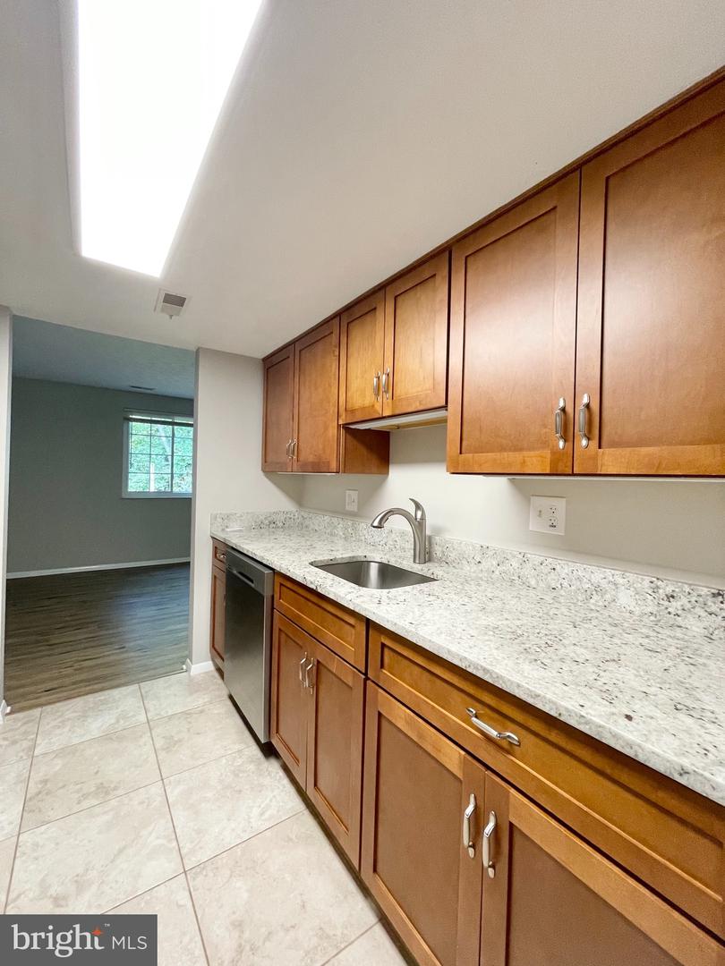 1602 Harvest Green Ct Property Photo 12