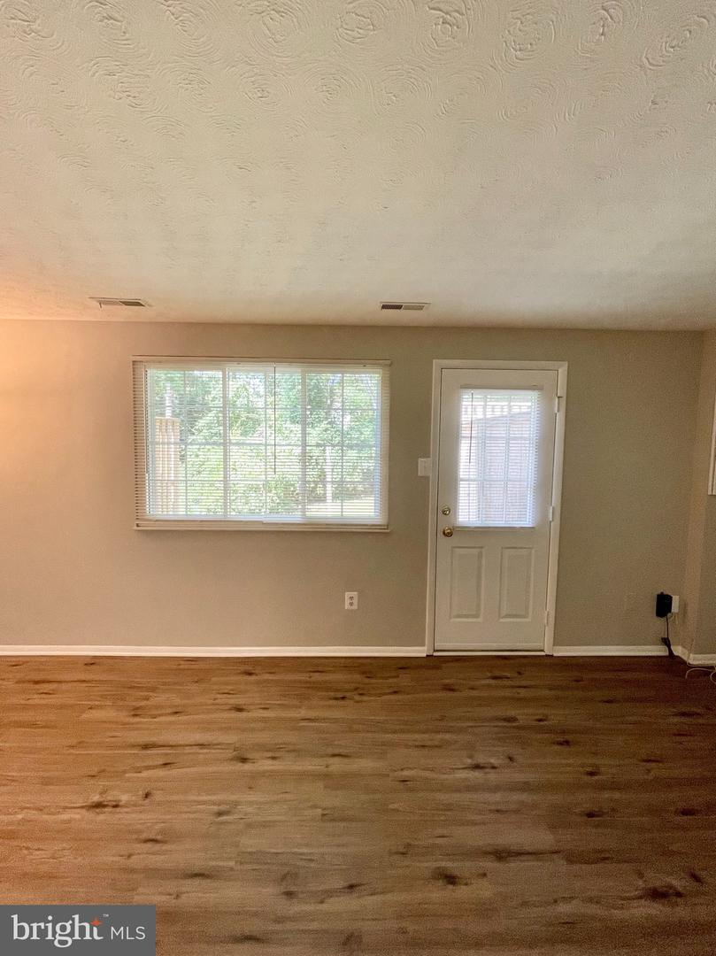 1602 Harvest Green Ct Property Photo 18