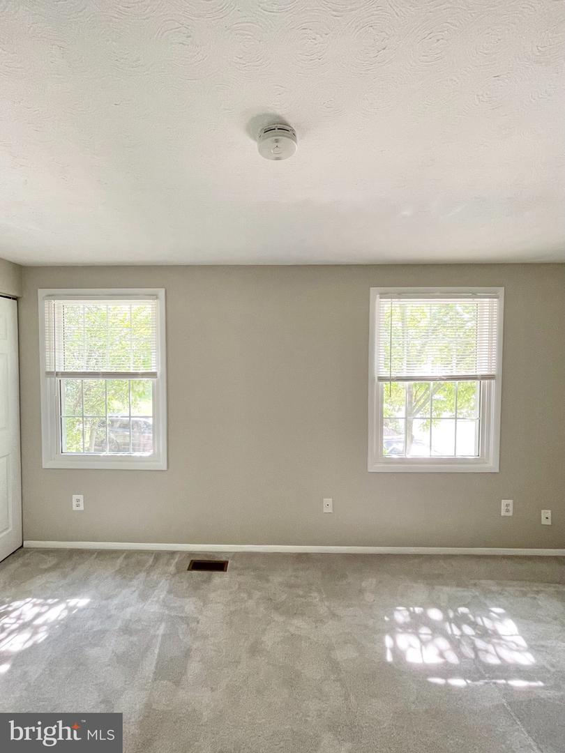 1602 Harvest Green Ct Property Photo 26