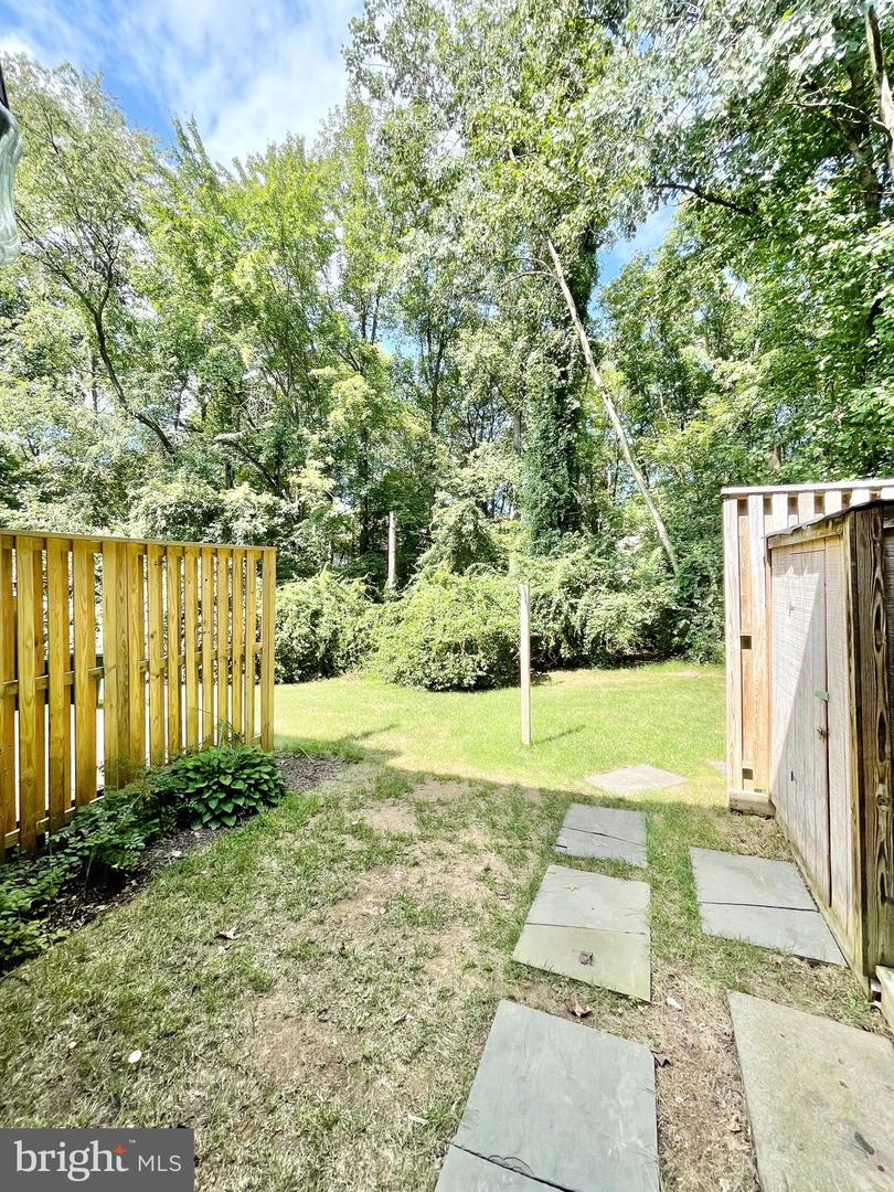 1602 Harvest Green Ct Property Photo 41
