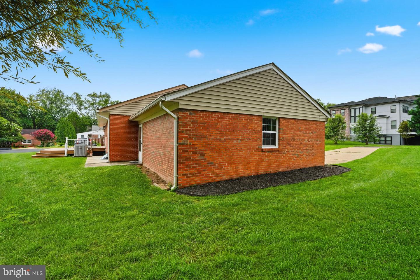 1719 Melbourne Dr Property Photo 49