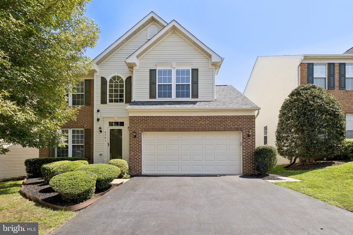 9741 Plaskett Forest Ln Property Photo 1