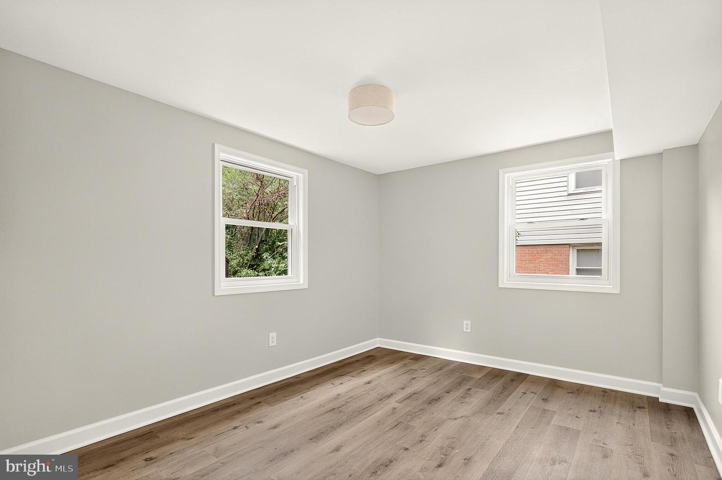 4016 Mapleton Dr Property Photo 35