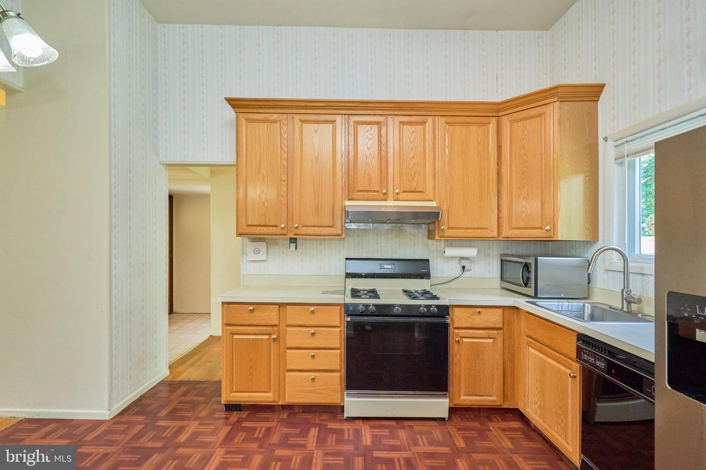 8510 Cottage St Property Photo 20