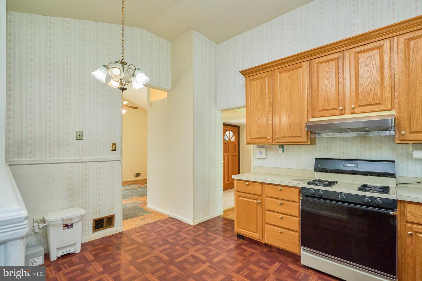 8510 Cottage St Property Photo 21