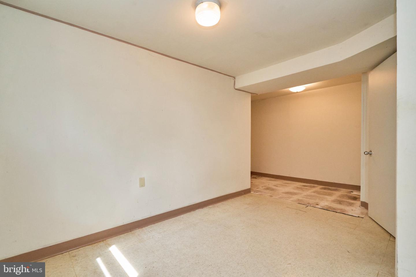 8510 Cottage St Property Photo 24