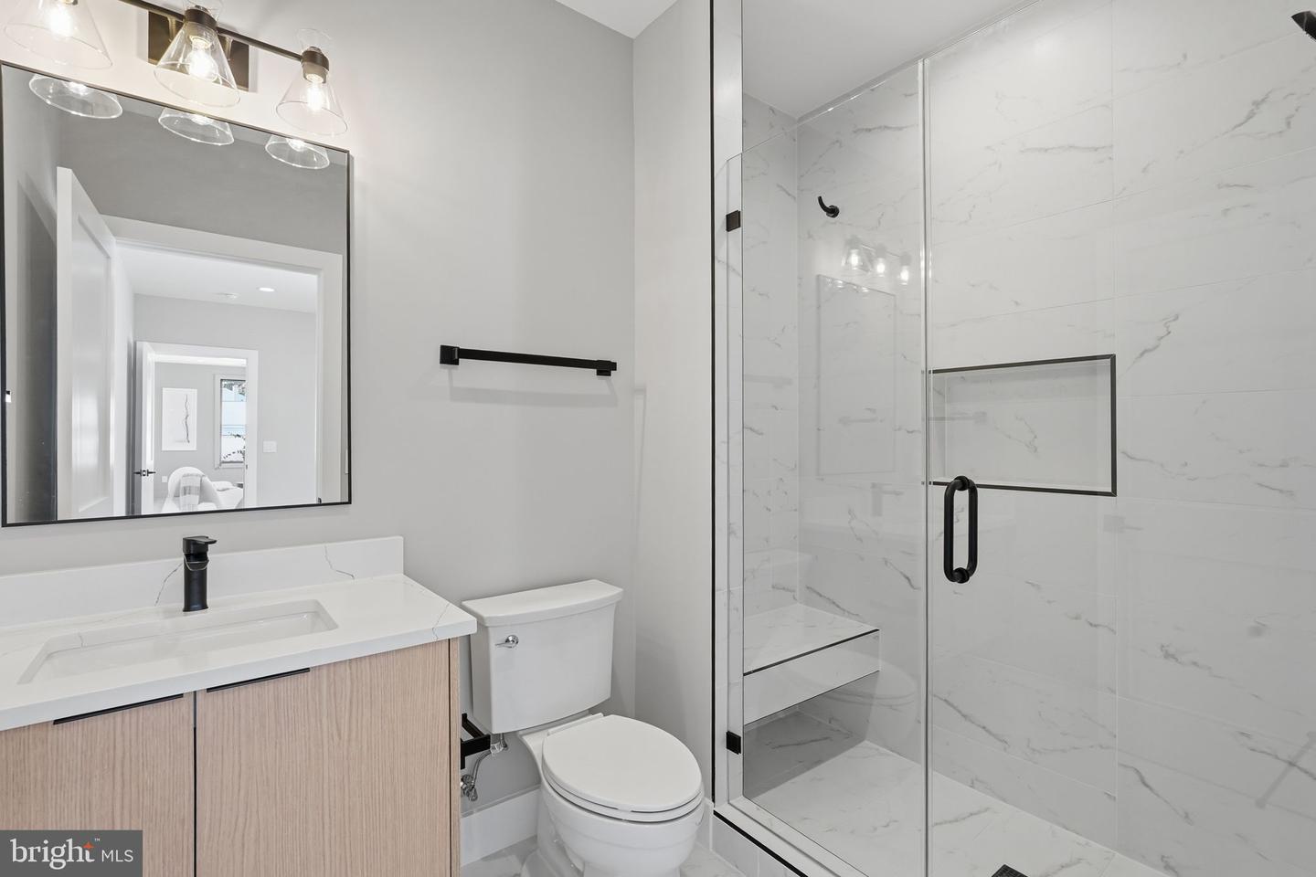 6913 Berkeley St Property Photo 49
