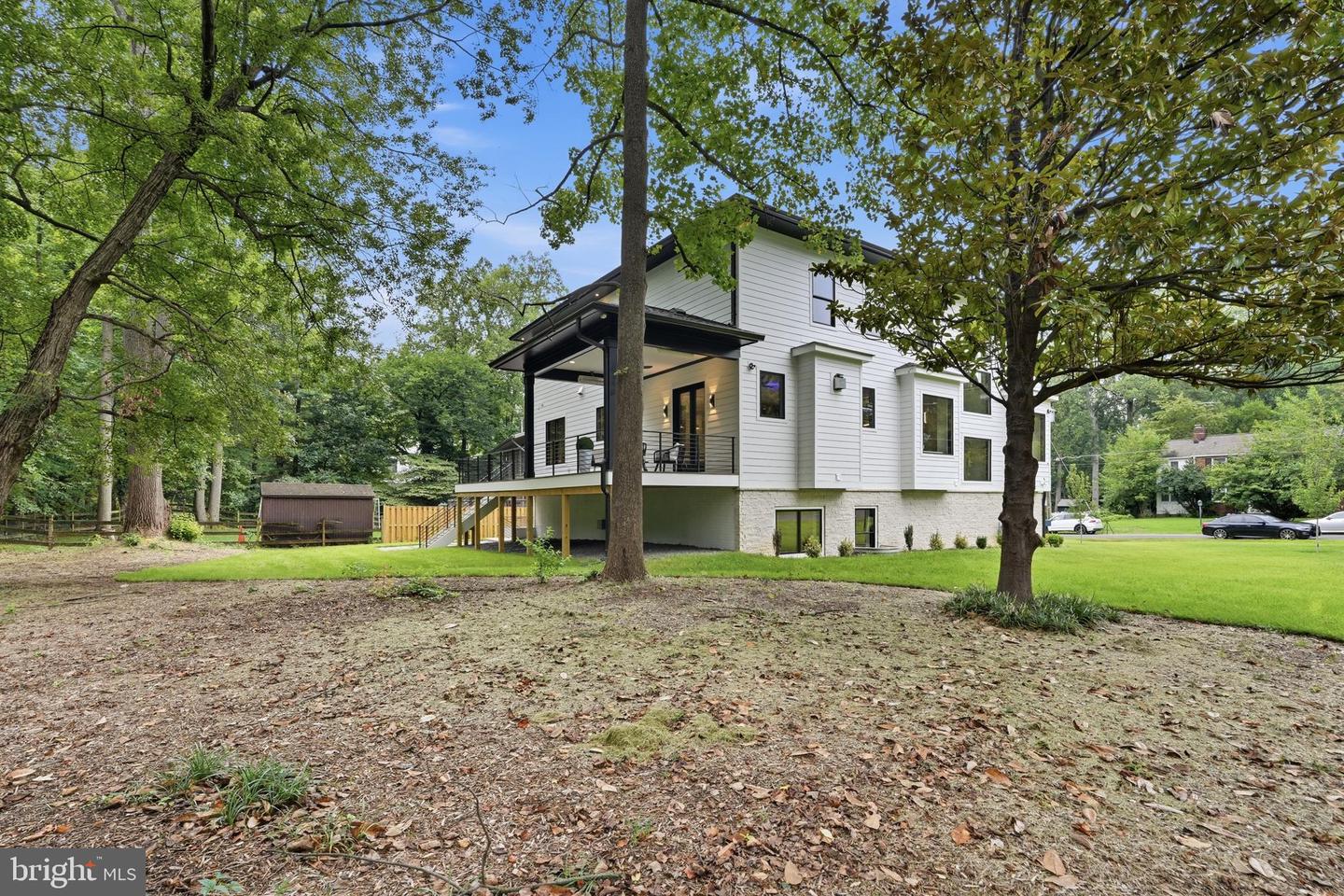6913 Berkeley St Property Photo 63