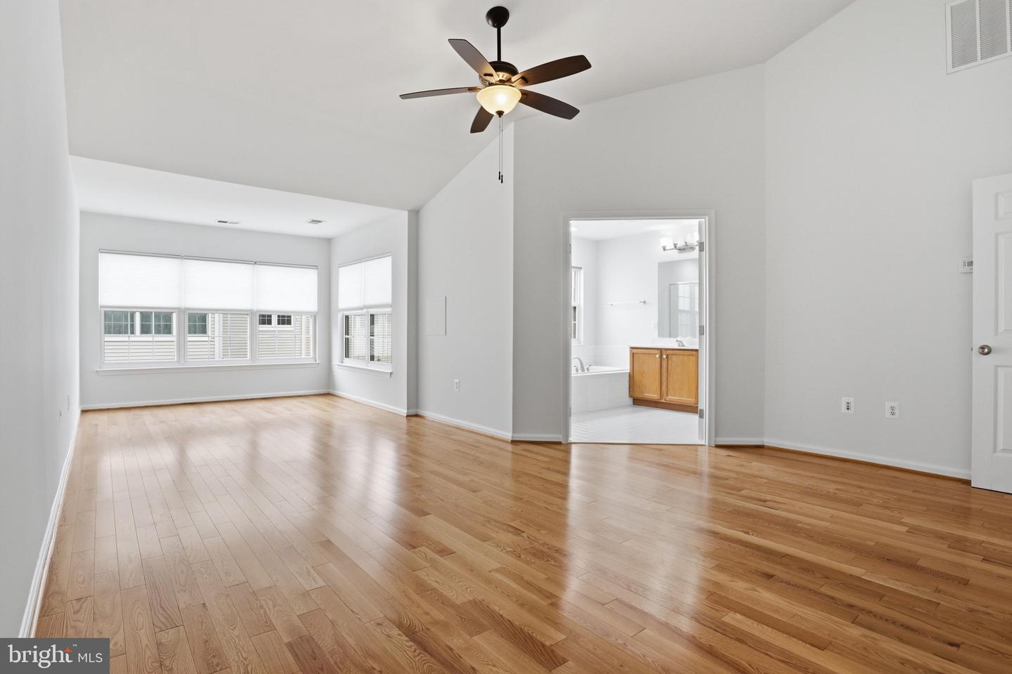 7348 Bloomington Ct Property Photo 27