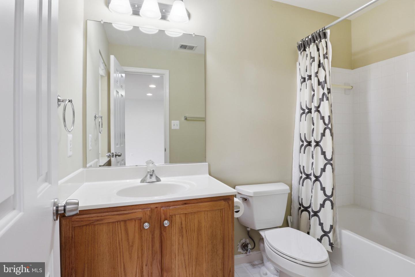 7348 Bloomington Ct Property Photo 42