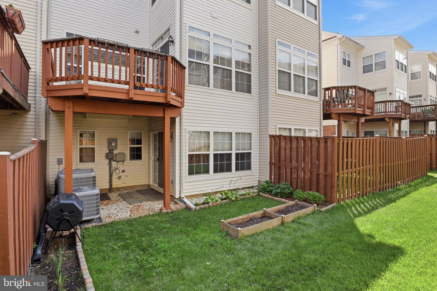 7348 Bloomington Ct Property Photo 45