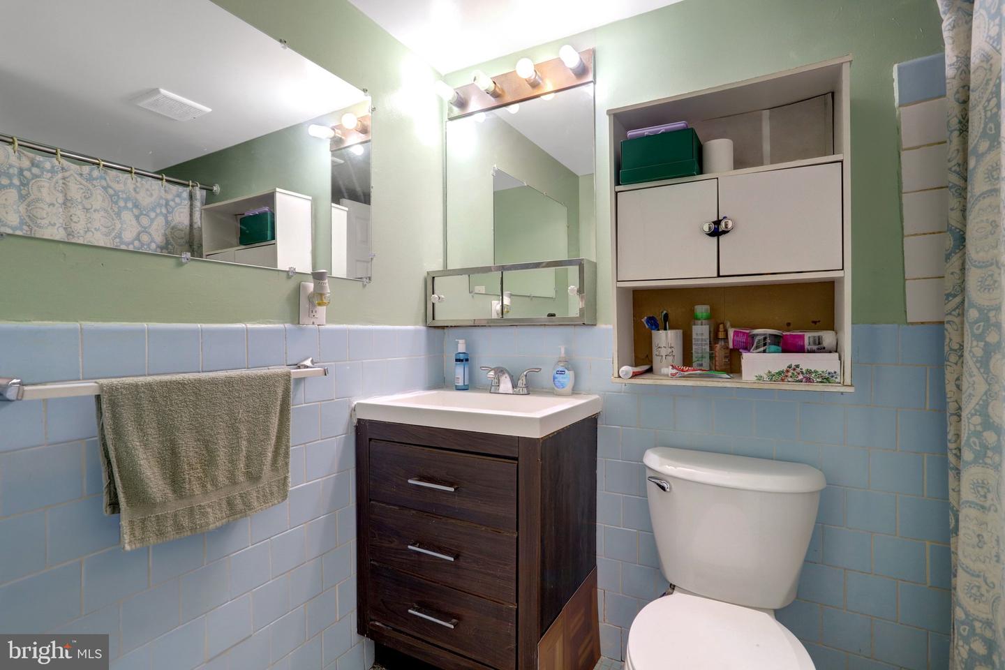 6133 Leesburg Pike #201 Property Photo 20