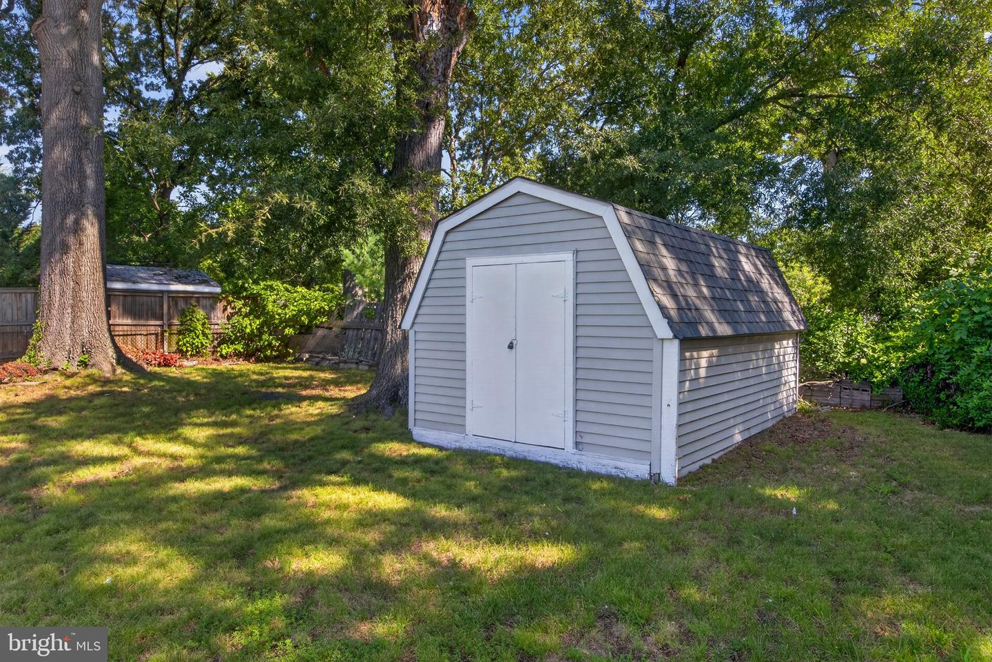 5213 Montgomery St Property Photo 15