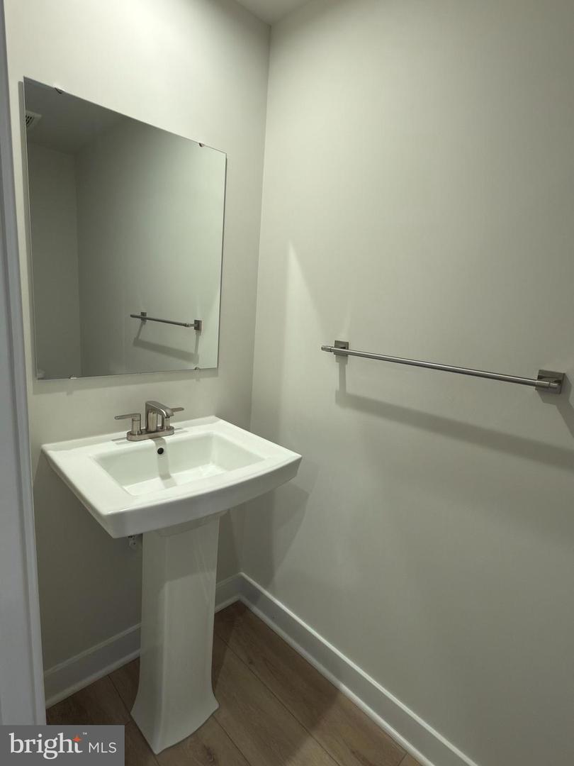 14441 Albemarle Point Pl #230 Property Photo 5
