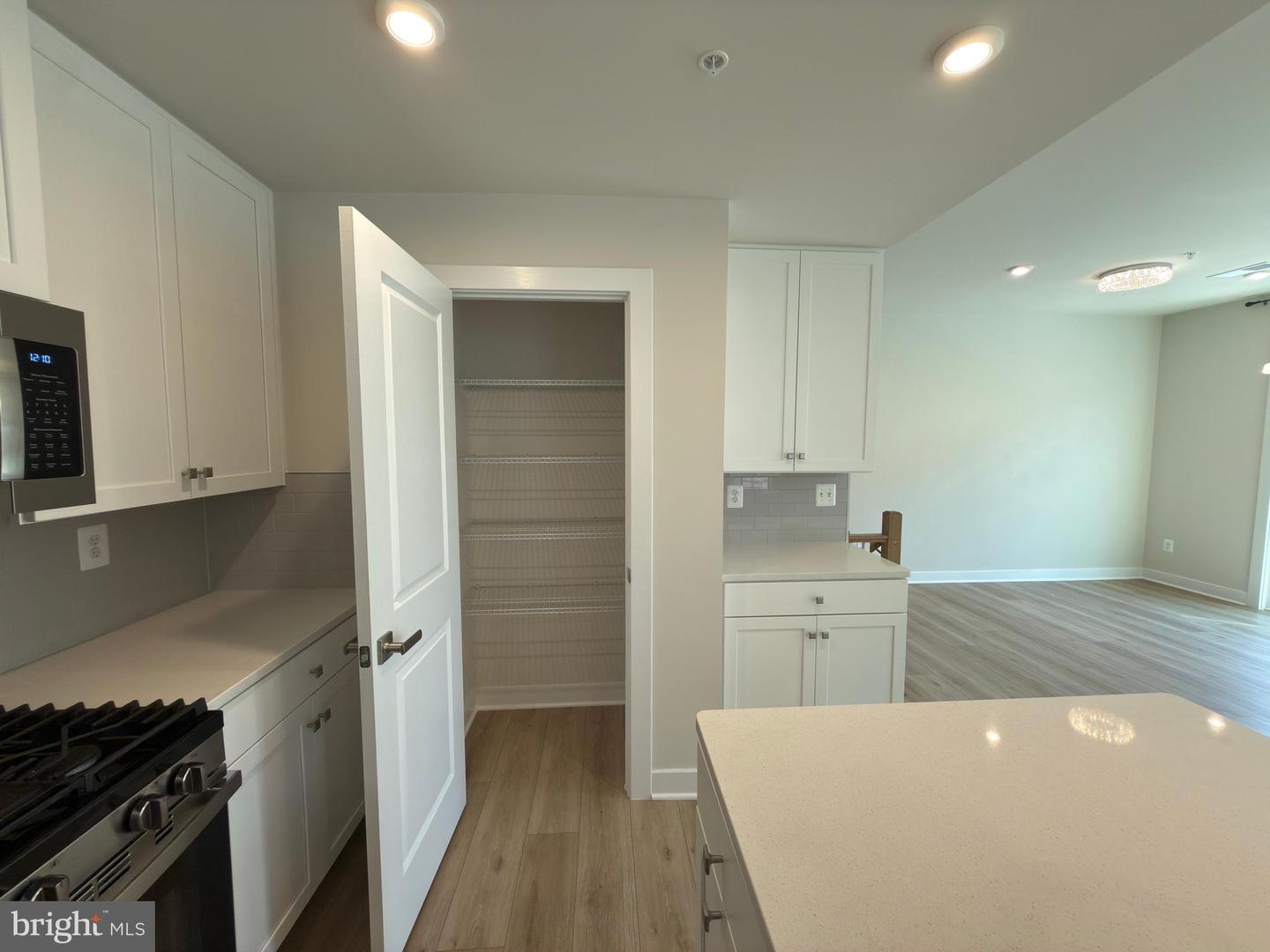 14441 Albemarle Point Pl #230 Property Photo 18