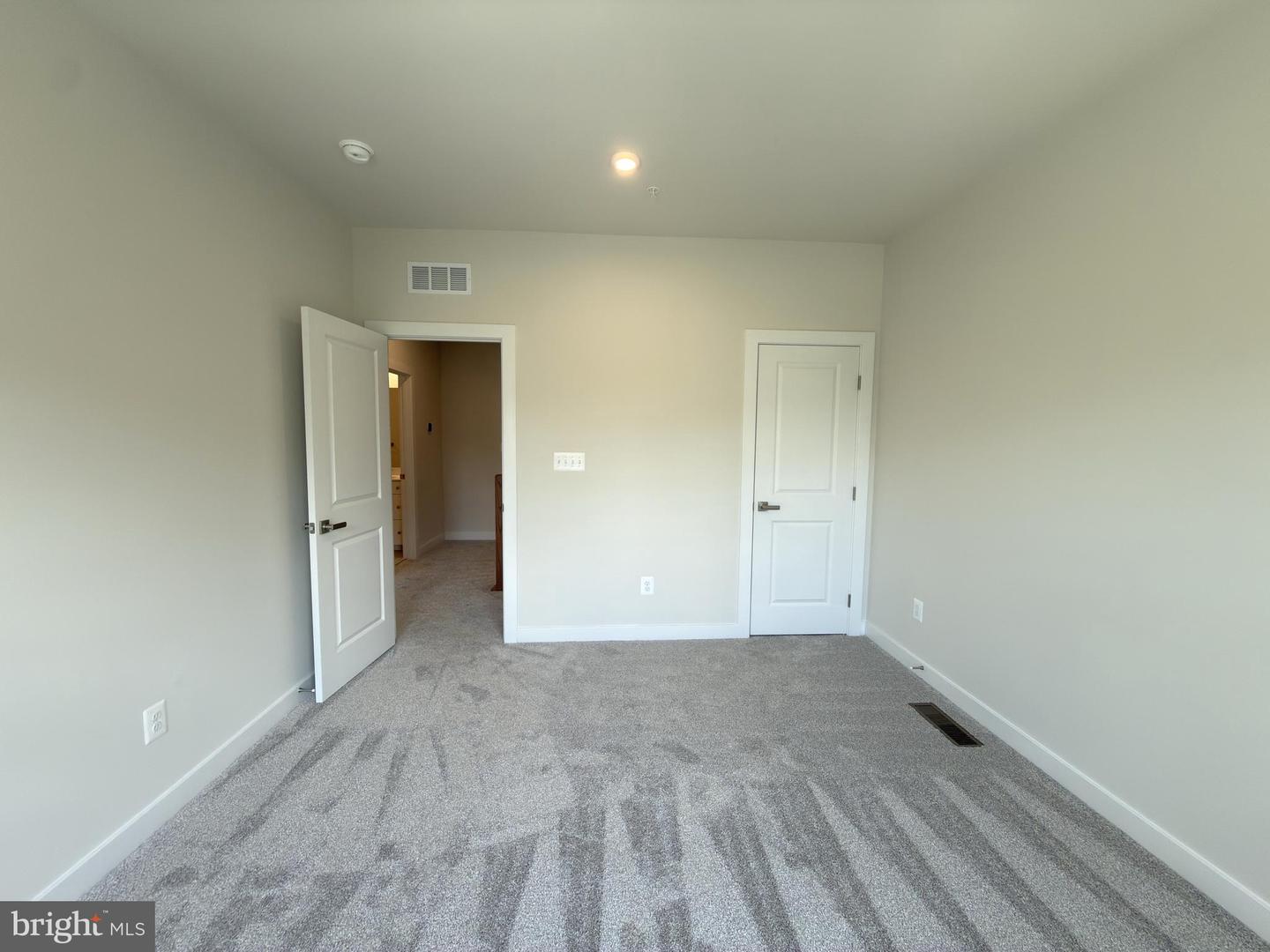 14441 Albemarle Point Pl #230 Property Photo 31
