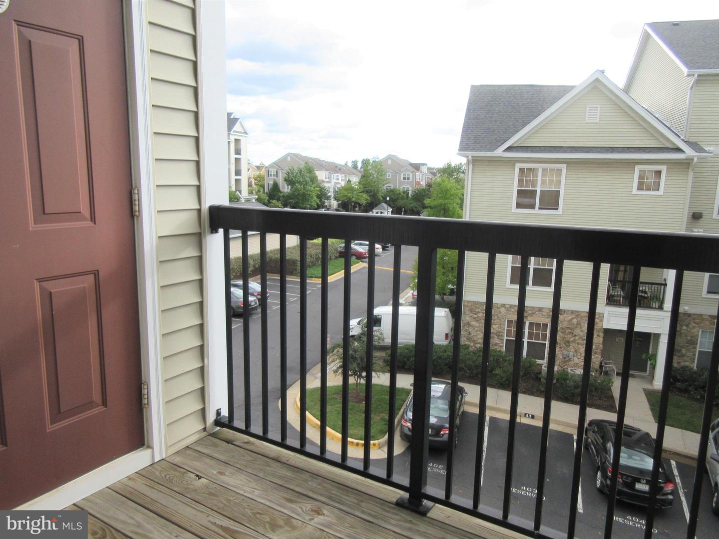 5109-e Travis Edward Way #e Property Photo 1