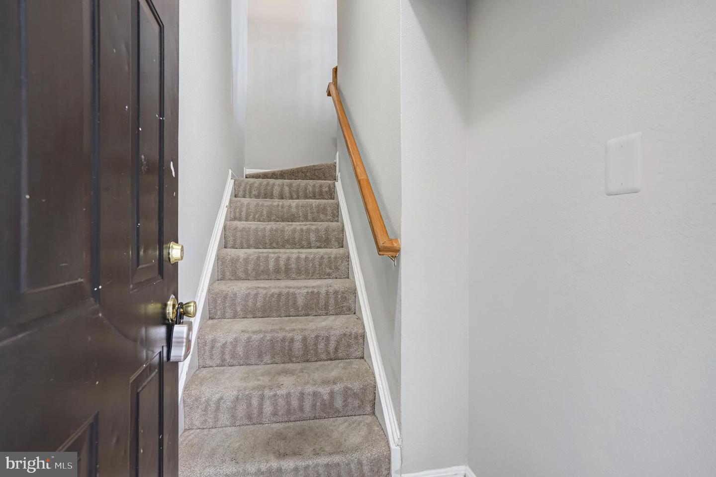 2426 Coopers Branch Ct #2426 Property Photo 3
