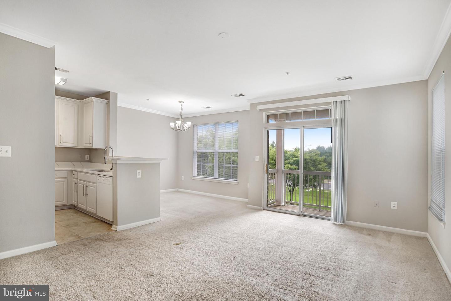 2426 Coopers Branch Ct #2426 Property Photo 5