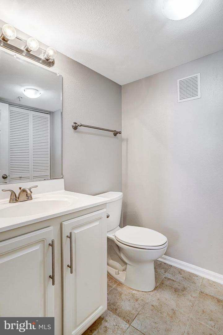 2426 Coopers Branch Ct #2426 Property Photo 17