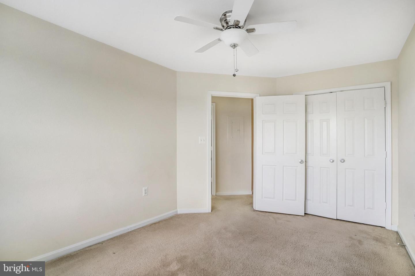 2433 Coopers Branch Ct Property Photo 21