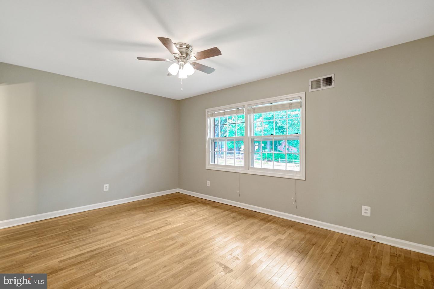 8315 Forrester Blvd Property Photo 15