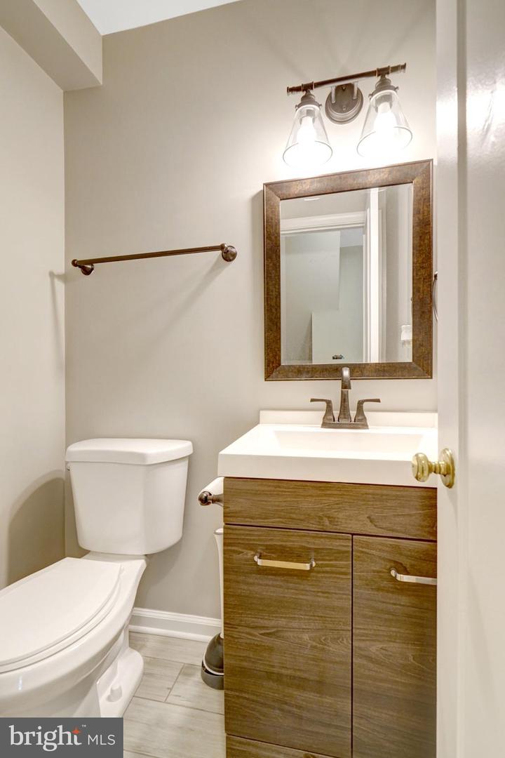 8315 Forrester Blvd Property Photo 25