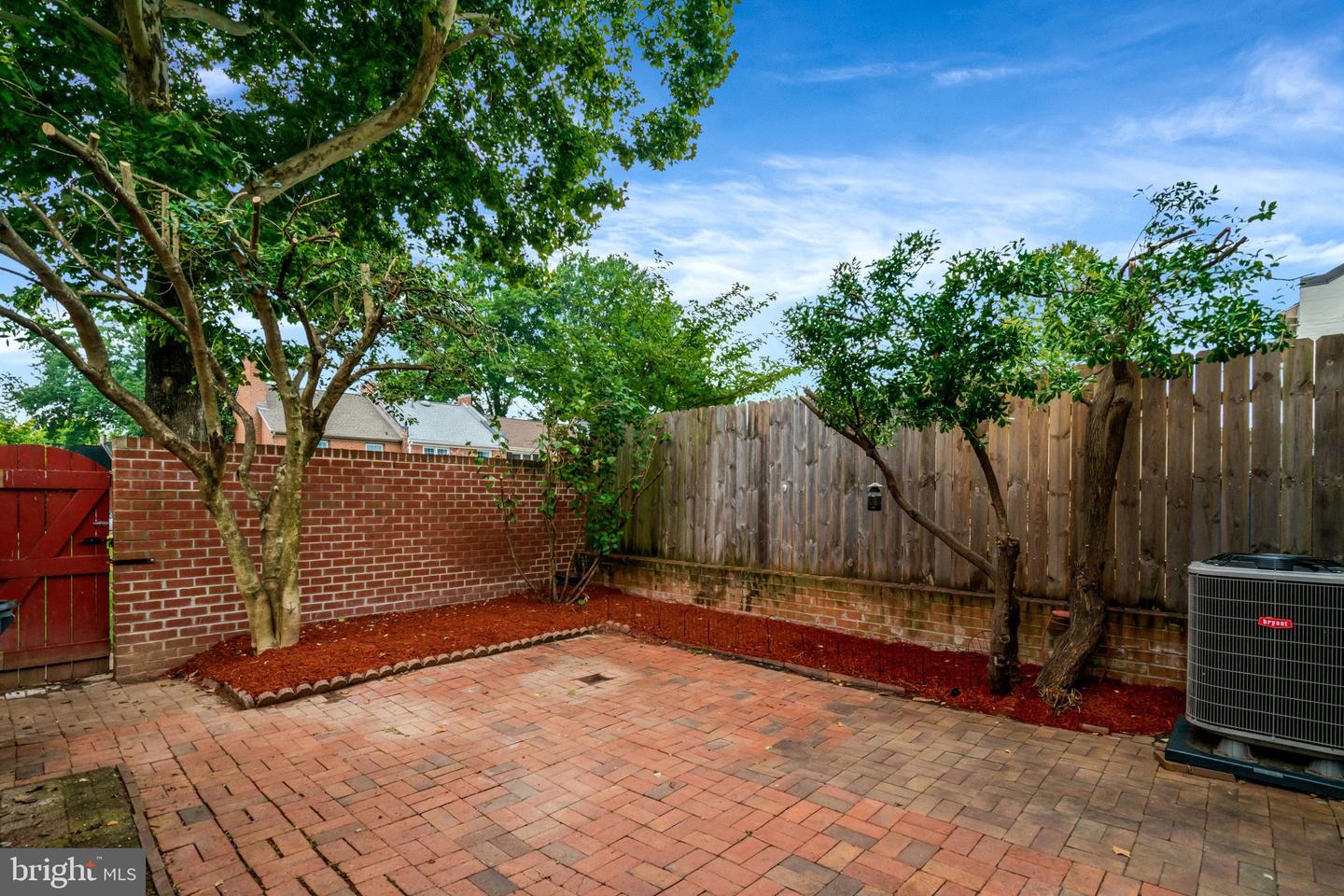 8315 Forrester Blvd Property Photo 31