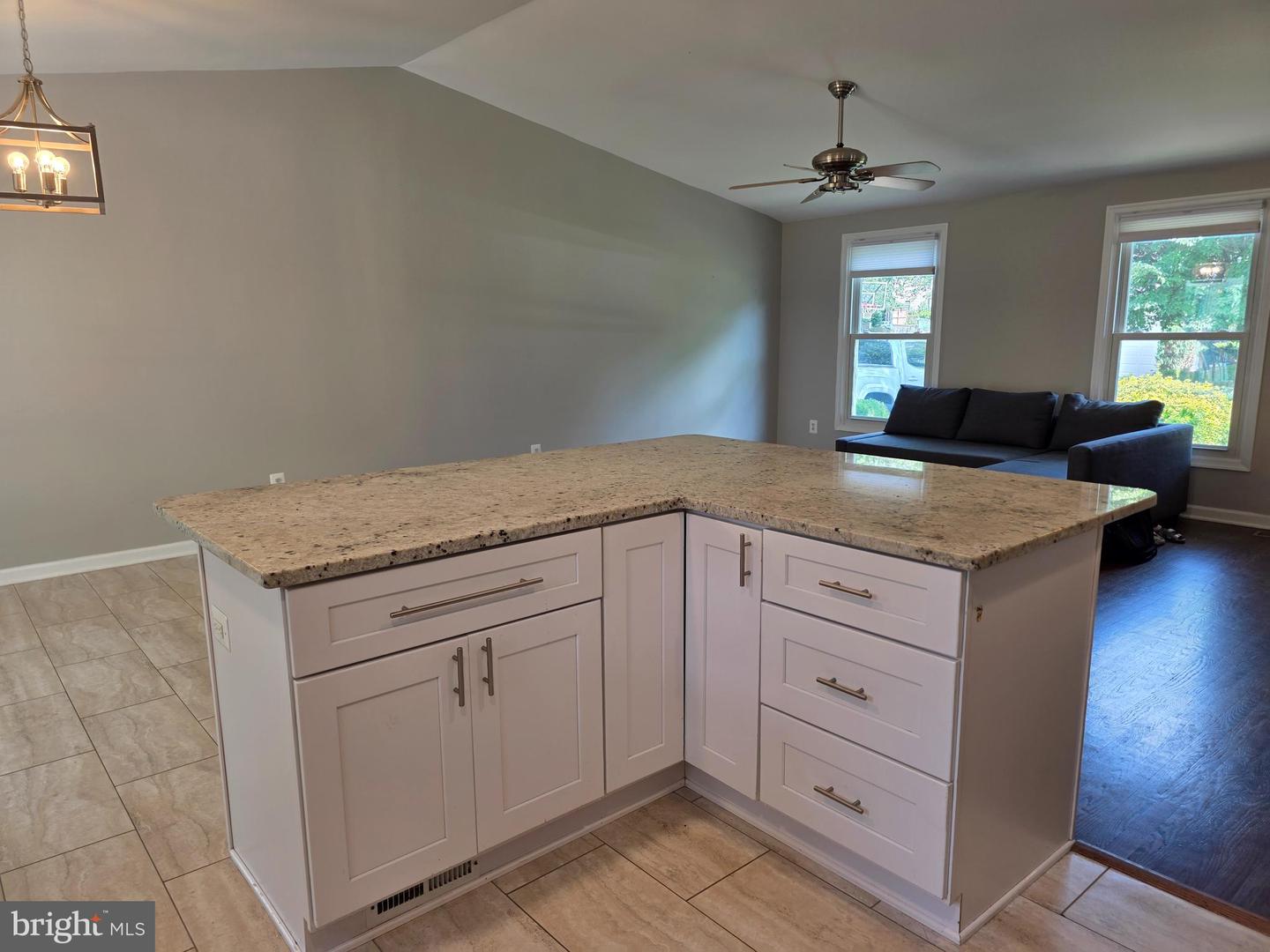 12920 Framingham Ct Property Photo 5