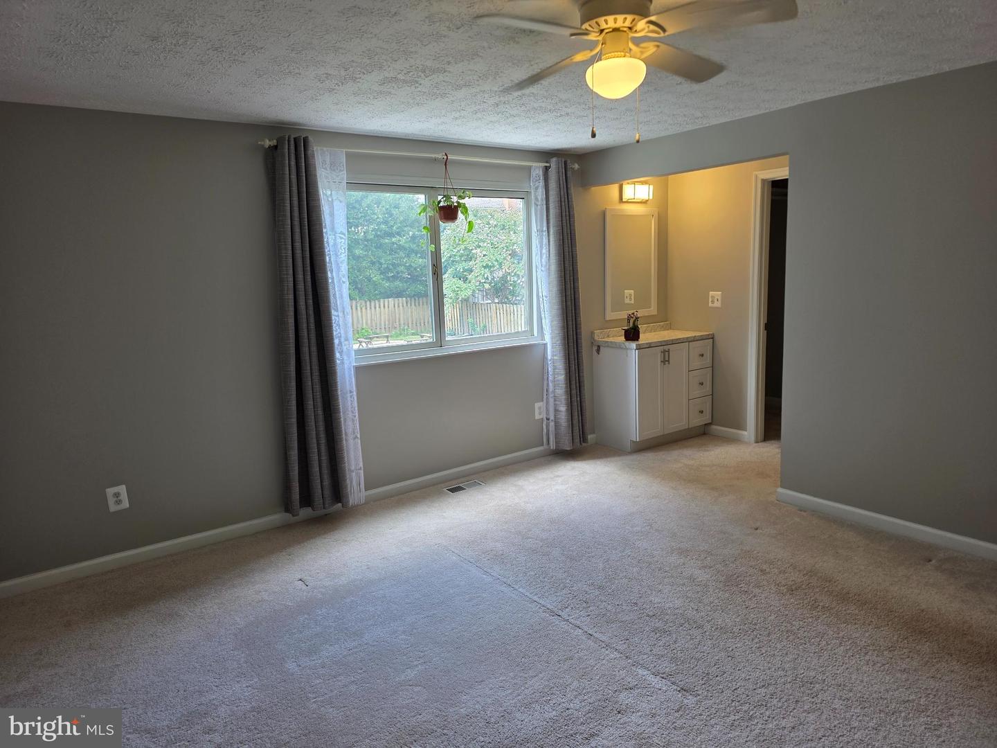 12920 Framingham Ct Property Photo 8