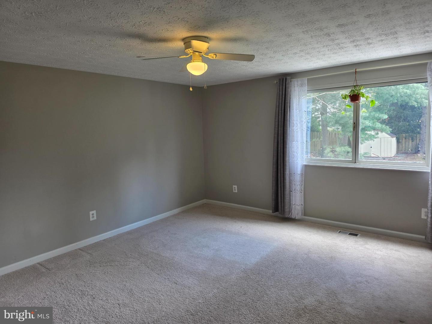 12920 Framingham Ct Property Photo 9