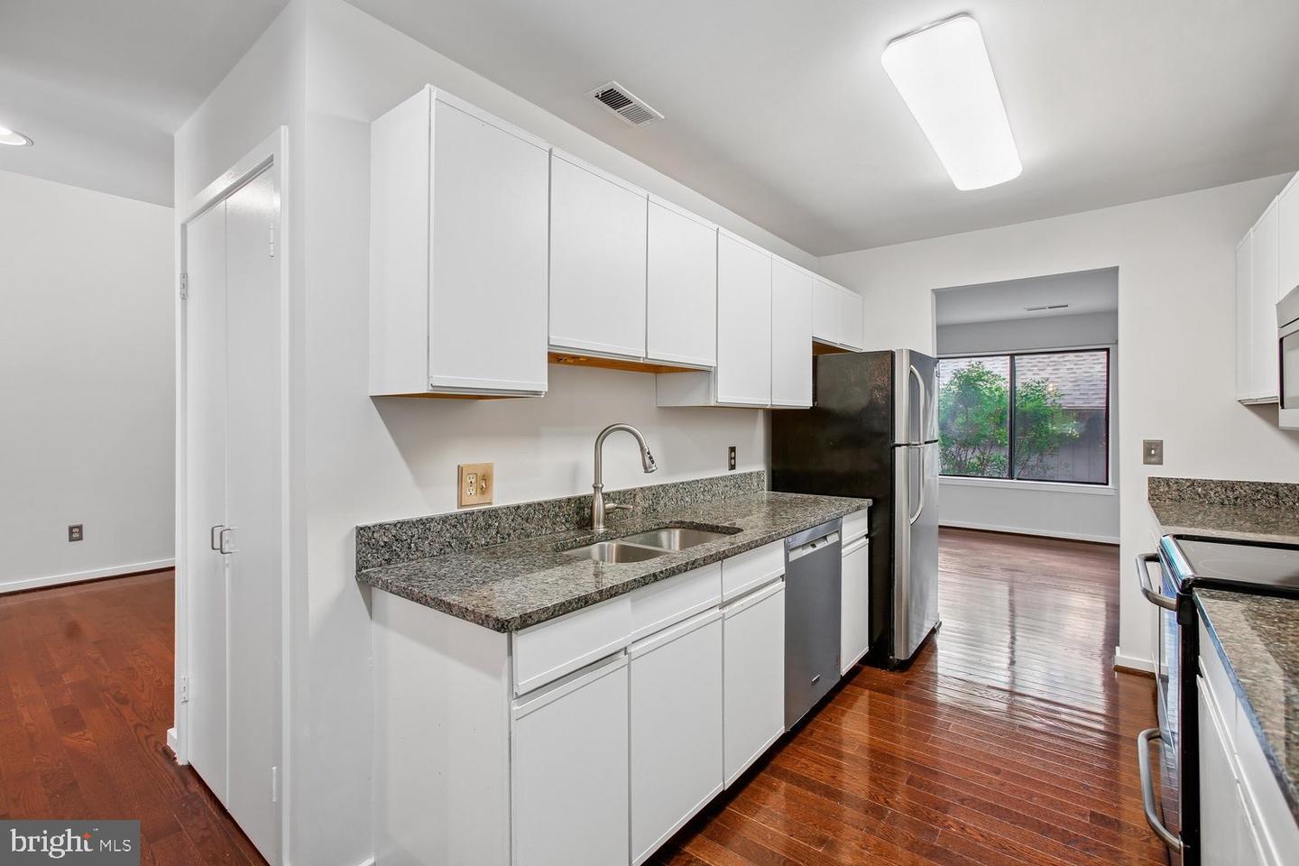 VAFX2336768 Property Photo 13