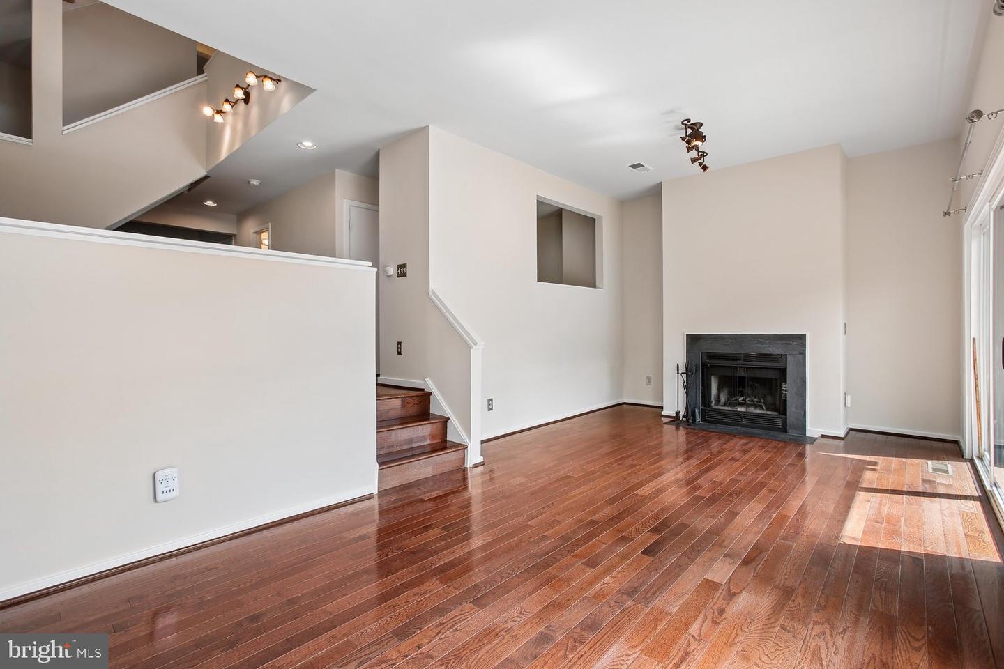 VAFX2336768 Property Photo 15