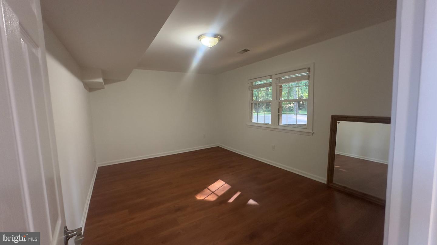 1636 Great Falls St Property Photo 12