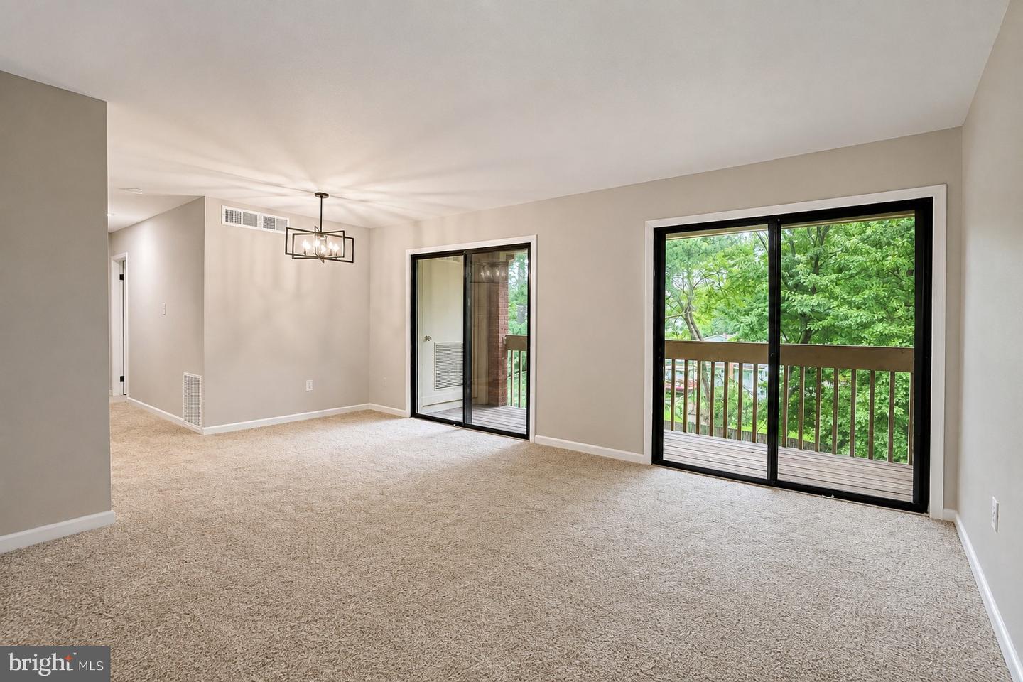 7451 Little River Tpke #202 Property Photo 4